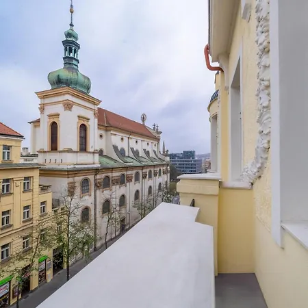 Chic Navy With Balcony & Church View Praha